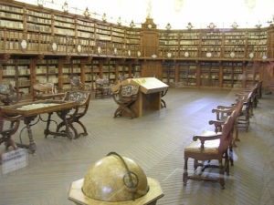 Biblioteca histórica USAL