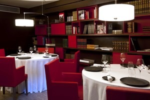 Biblioteca del Caoba Restaurant (Madrid)