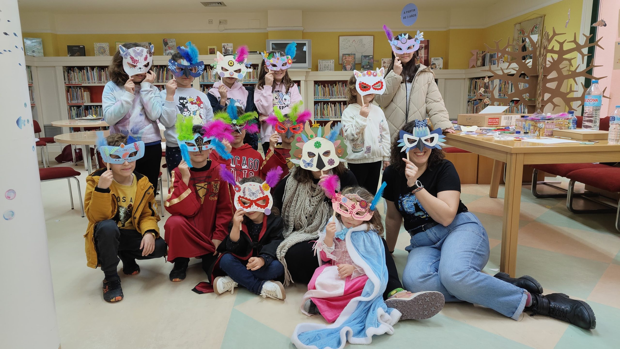 TALLER DE MÁSCARAS