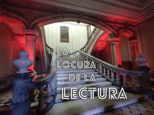 Escalinata del Hospital Psiqui&aacute;trico de Conxo ambientada para la lectura p&uacute;blica